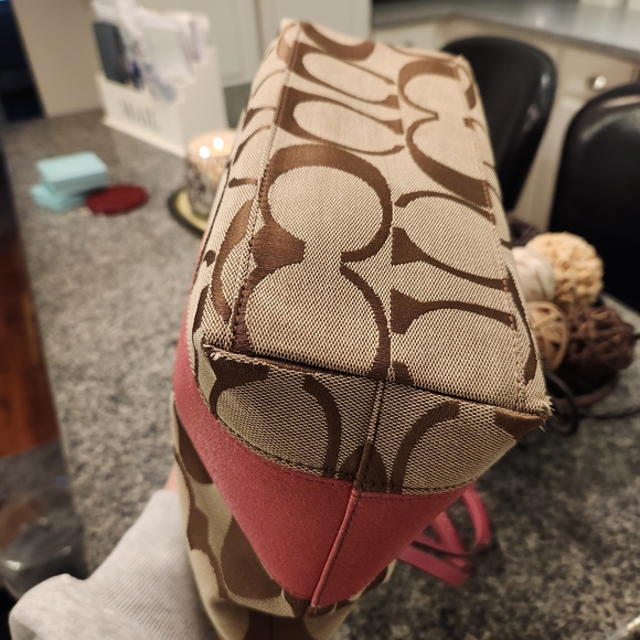 Coach Signature Brown and Pink Tote Bag - Picture 13 of 17